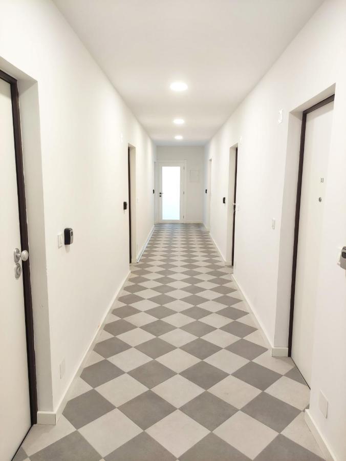 Nik Studio Apartments Pula Ngoại thất bức ảnh